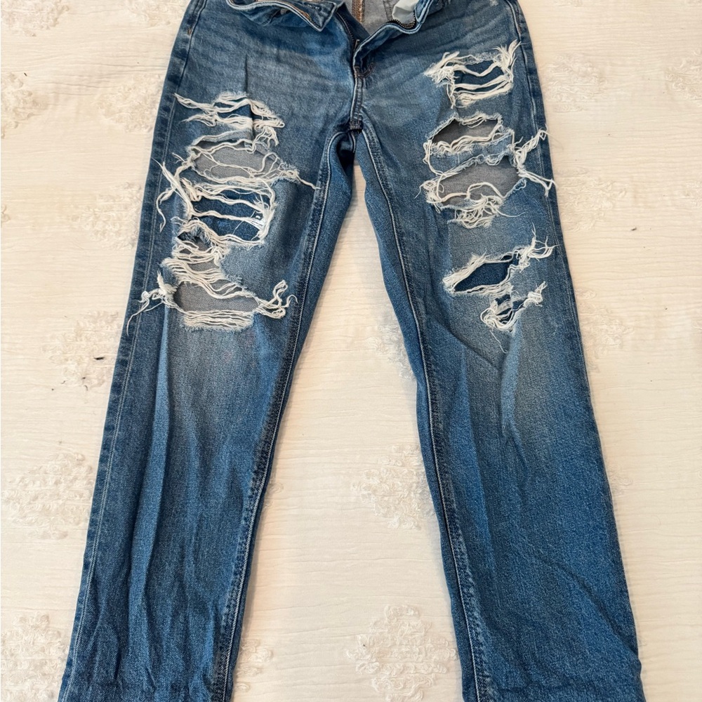 American eagle Distressed Mom Blue Jeans